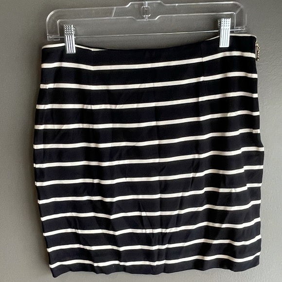 Banana Republic Jersey Miniskirt - Picture 1 of 4
